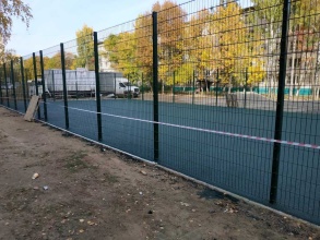 Забор на спортивную площадку 40 метров фото в Электрогорске